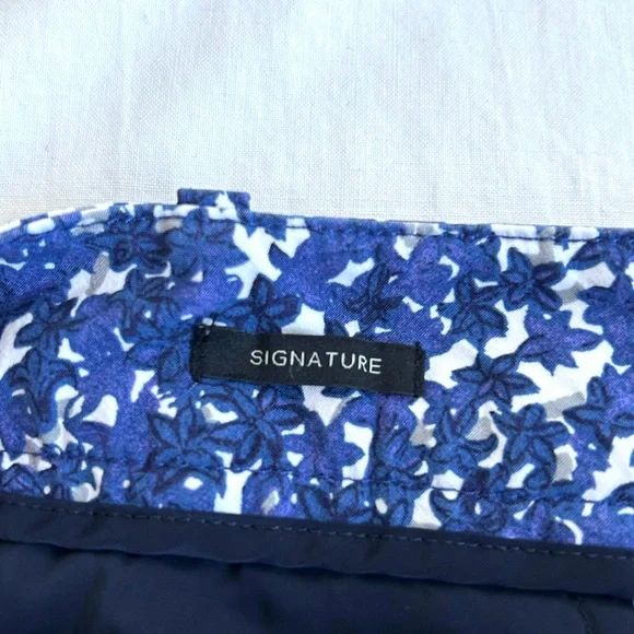 Talbot' Floral Signature Capris Pants - Picture 11 of 15